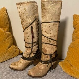 Freebird Coal Boots